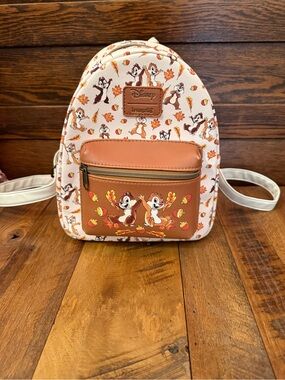 Loungefly Chip & Dale Autumn Mini Backpack - Cream & Brown